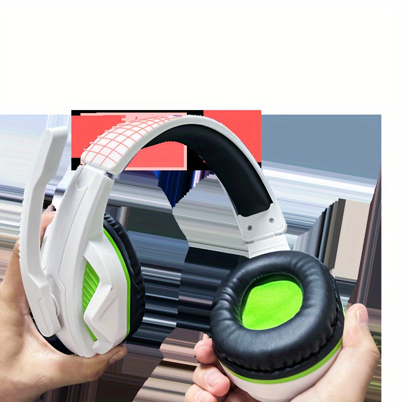 Wired gaming headset microphone
