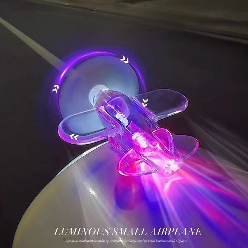 Cycling wind power small plane LED lanterns