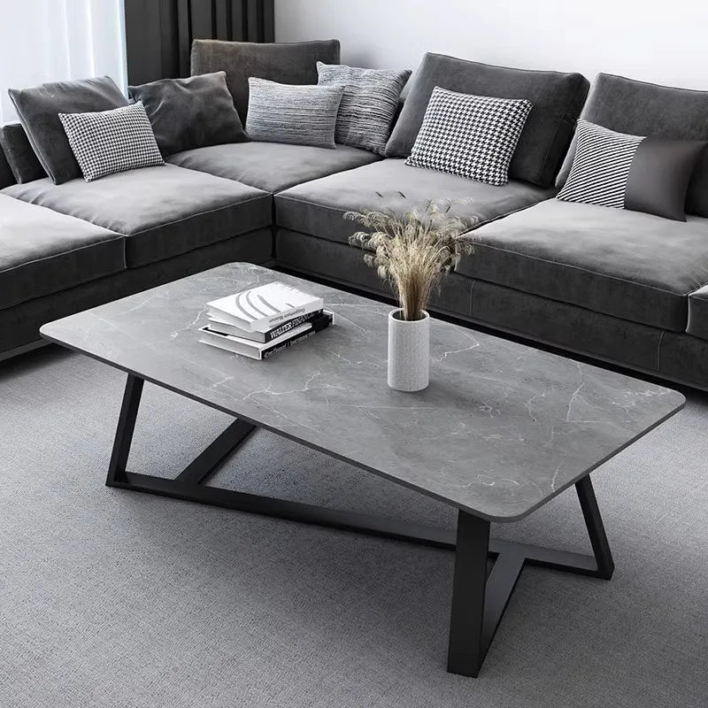Minimalist pattern for small low coffee table