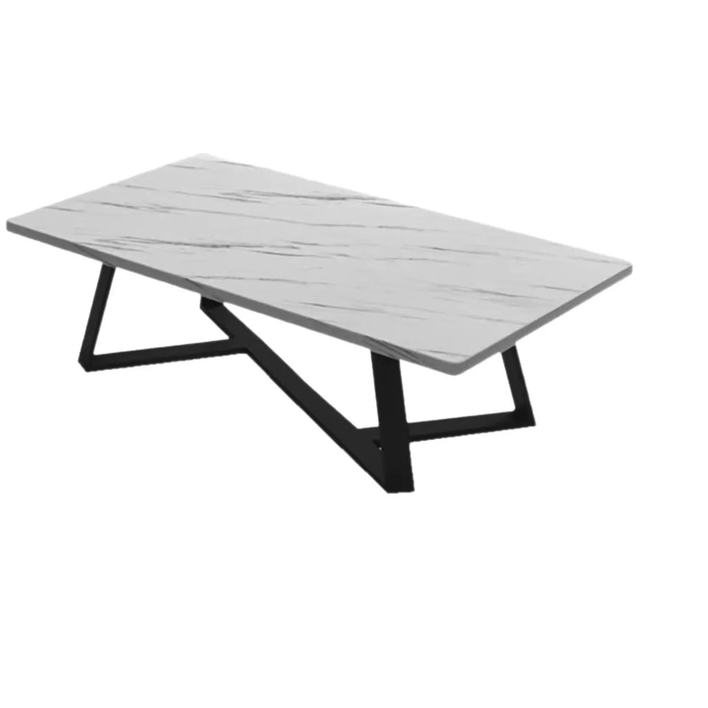 Minimalist pattern for small low coffee table