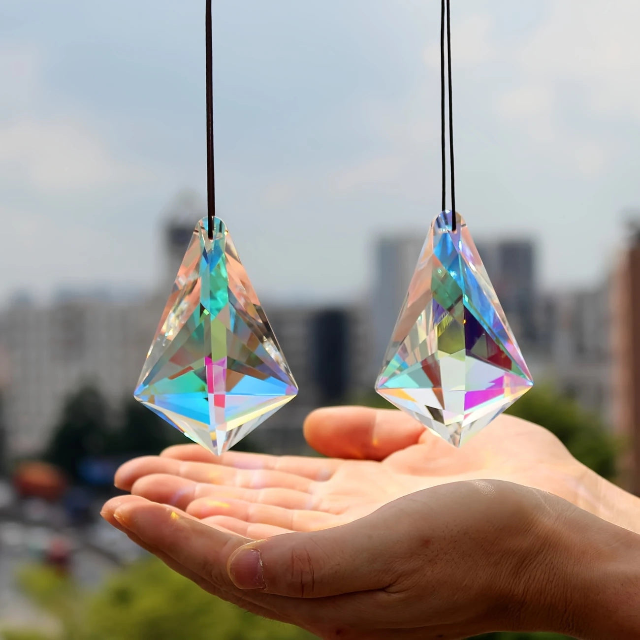 Tyndall effect crystal prism