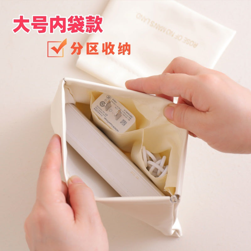 Large elastic closed storage bag